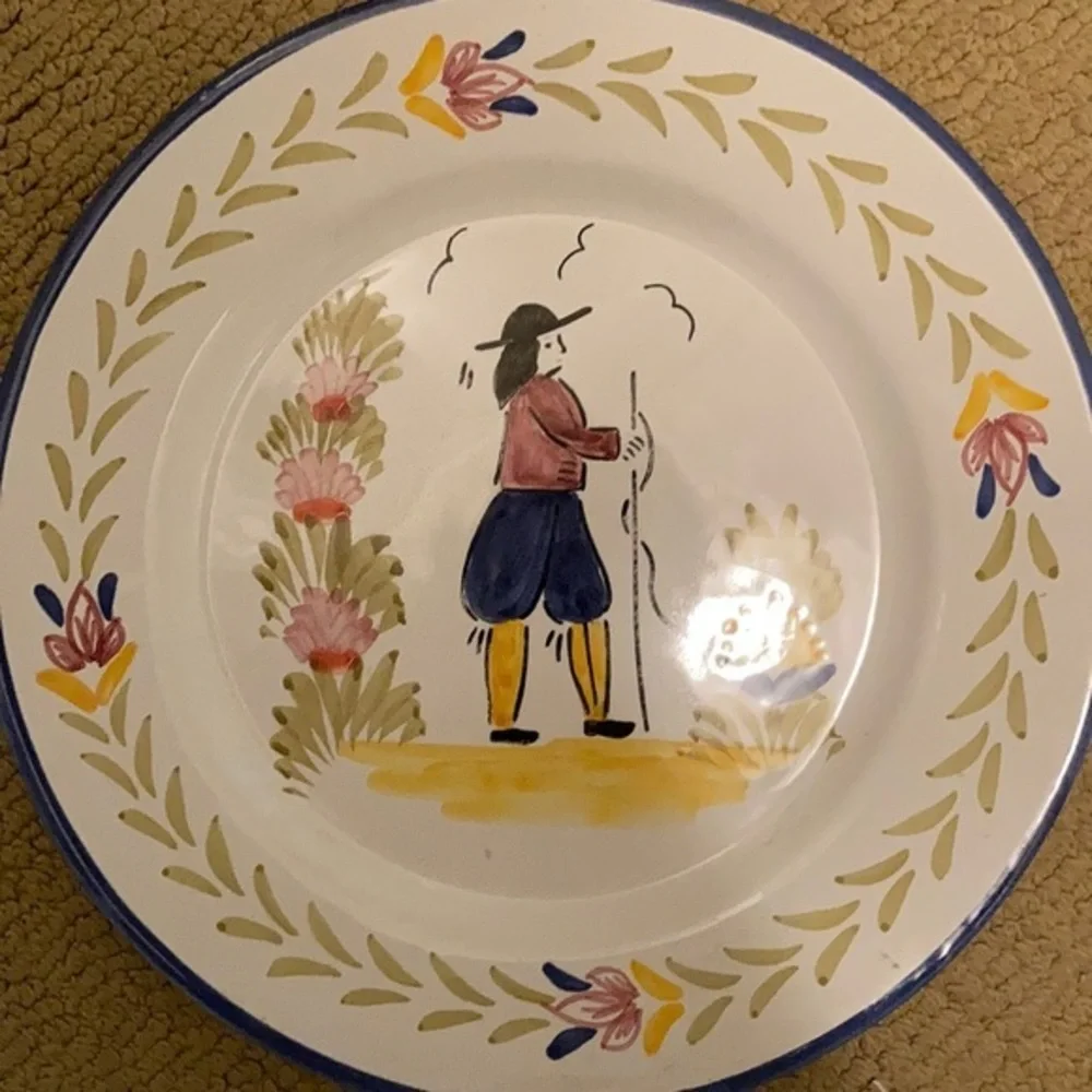 Sur La Table Quimper 10” wall decor plate made in Portugal-man with rod